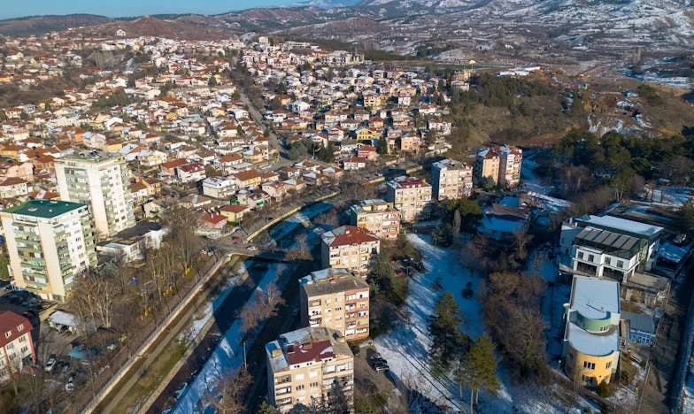 "Snacha Obrátila Mého Syna Proti Mně Kvůli Výměně Domů"